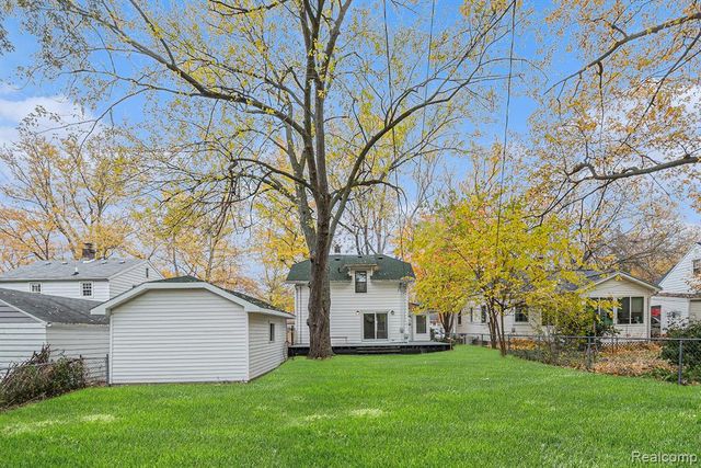 610 N Dexter Drive, Lansing, MI 48910