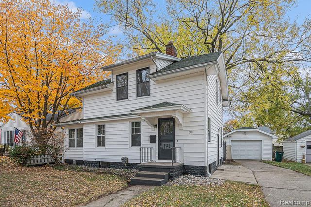 610 N Dexter Drive, Lansing, MI 48910