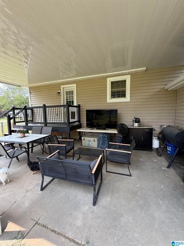 1500 ROCKVIEW CIRCLE, Weaver, AL 36277
