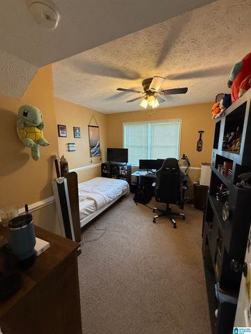 1500 ROCKVIEW CIRCLE, Weaver, AL 36277