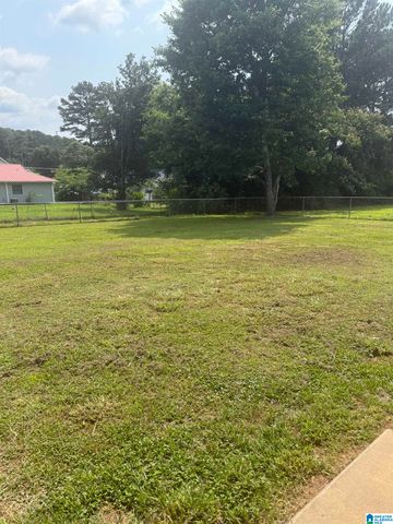 1500 ROCKVIEW CIRCLE, Weaver, AL 36277