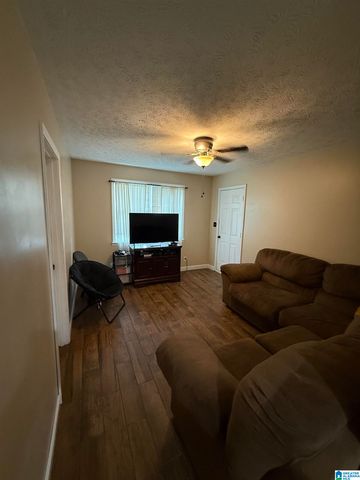 1500 ROCKVIEW CIRCLE, Weaver, AL 36277
