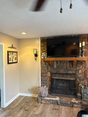 1500 ROCKVIEW CIRCLE, Weaver, AL 36277