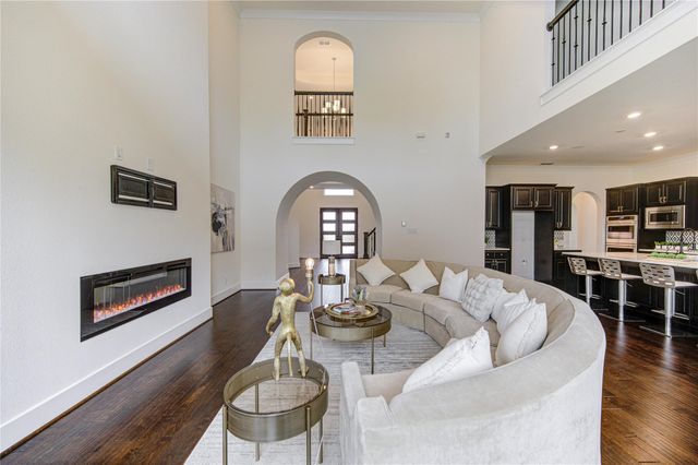 21339 Crescent Winged Drive, Cypress, TX 77433