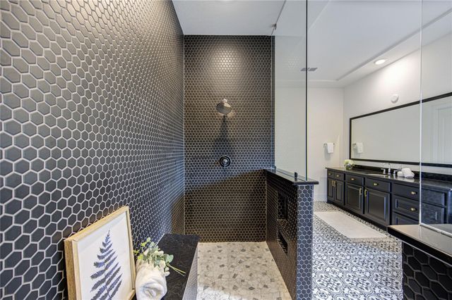 21339 Crescent Winged Drive, Cypress, TX 77433