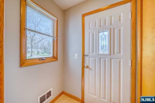 23 Smith Court, Closter, NJ 07624