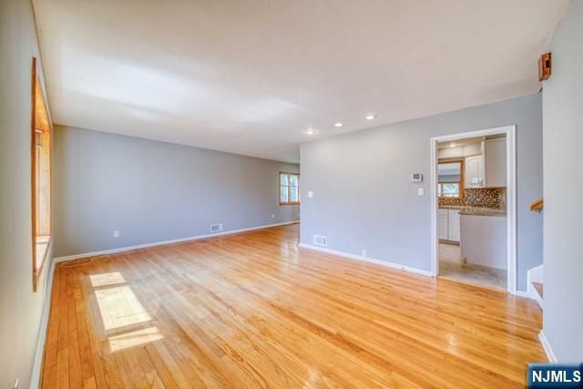 23 Smith Court, Closter, NJ 07624