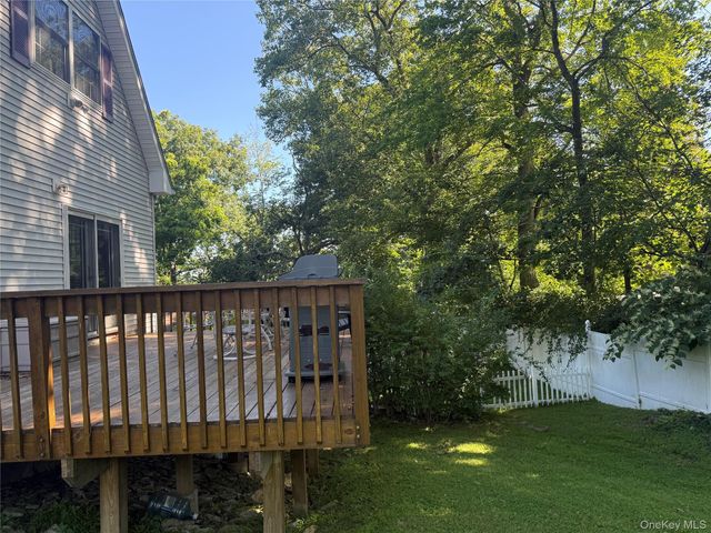 10 Jay Court, Carmel, NY 10512