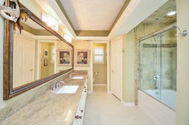 626 Longview Drive, Sugar Land, TX 77478