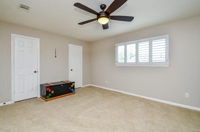 626 Longview Drive, Sugar Land, TX 77478