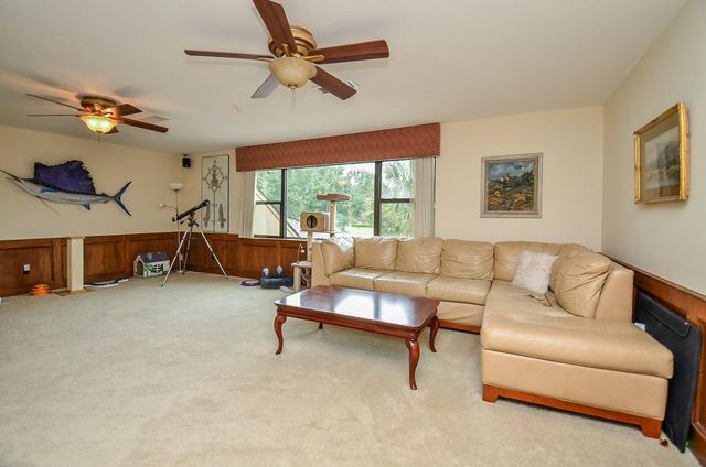 626 Longview Drive, Sugar Land, TX 77478