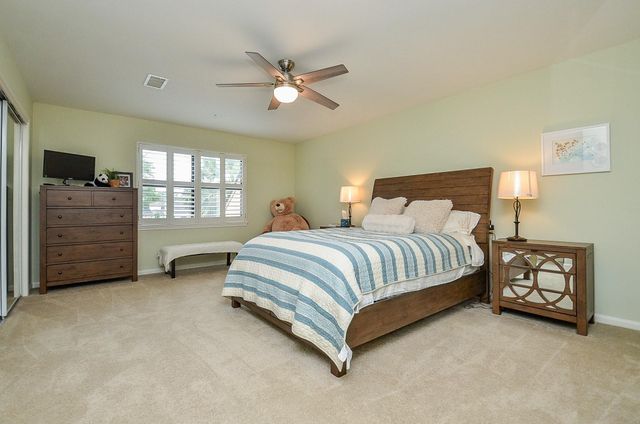 626 Longview Drive, Sugar Land, TX 77478