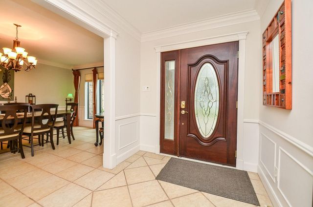 626 Longview Drive, Sugar Land, TX 77478