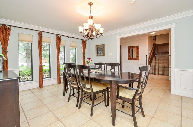 626 Longview Drive, Sugar Land, TX 77478