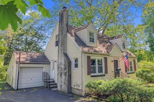 16 Kent Pl, North Plainfield Boro, NJ 07063
