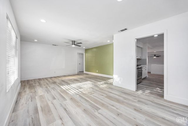 3028 Spruce Street, Bakersfield, CA 93301