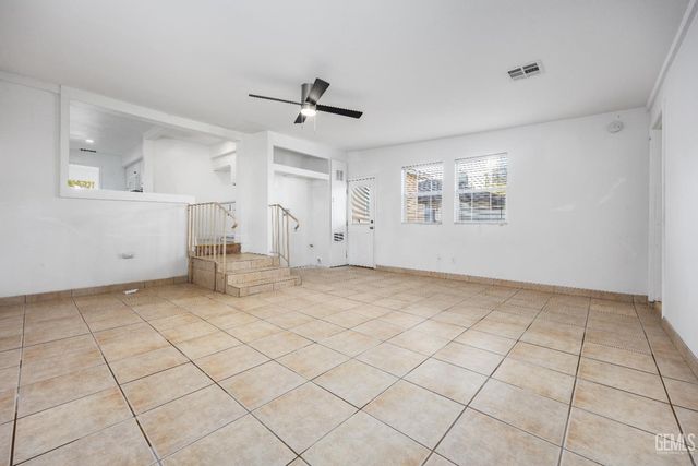 3028 Spruce Street, Bakersfield, CA 93301