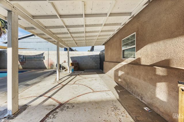 3028 Spruce Street, Bakersfield, CA 93301