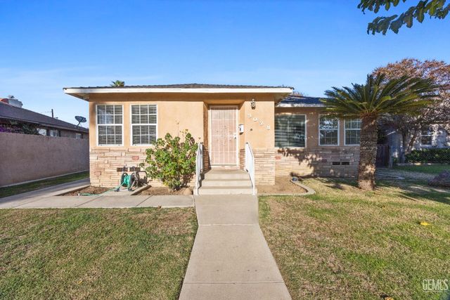 3028 Spruce Street, Bakersfield, CA 93301