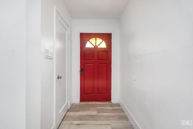 3028 Spruce Street, Bakersfield, CA 93301