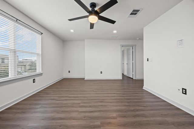 8324 Mimi LN, Austin, TX 78724