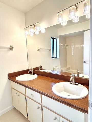 17 FENWICK LANE, Palm Coast, FL 32137