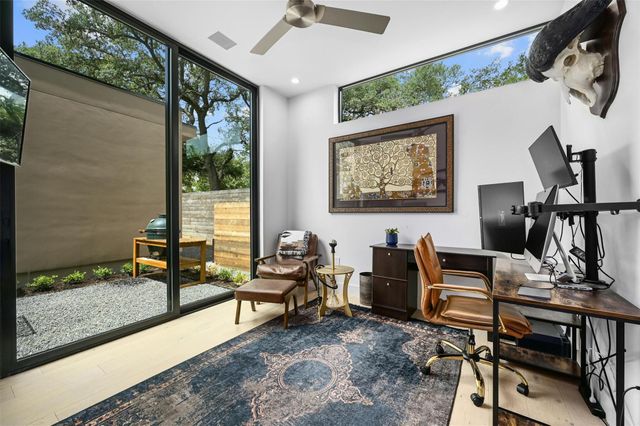 908 Columbus, Austin, TX 78704