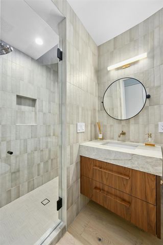 908 Columbus, Austin, TX 78704