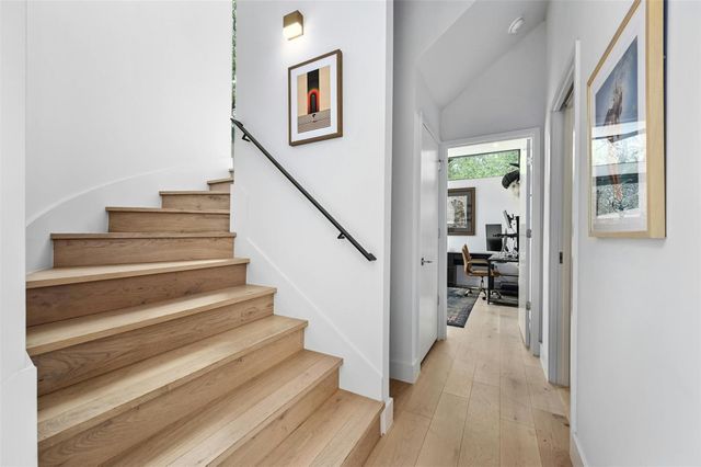 908 Columbus, Austin, TX 78704
