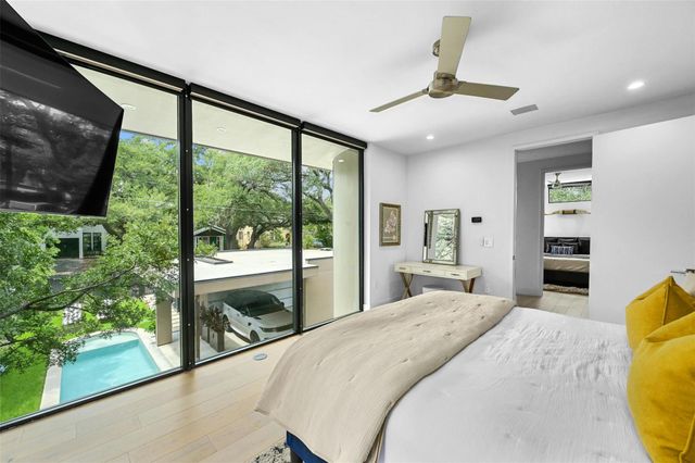 908 Columbus, Austin, TX 78704