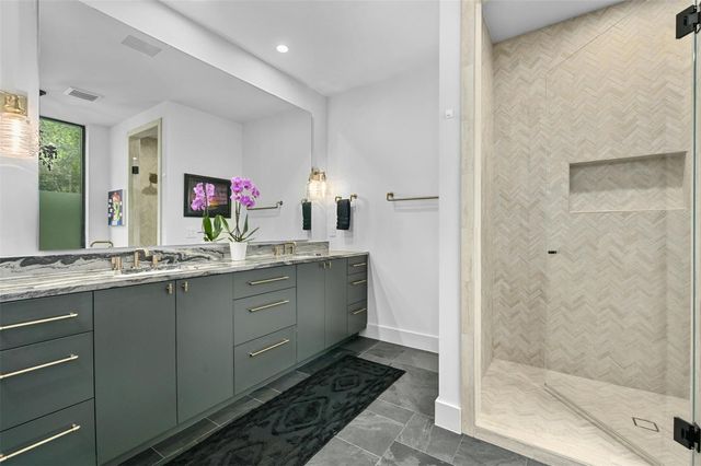 908 Columbus, Austin, TX 78704