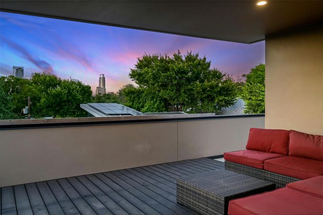 908 Columbus, Austin, TX 78704