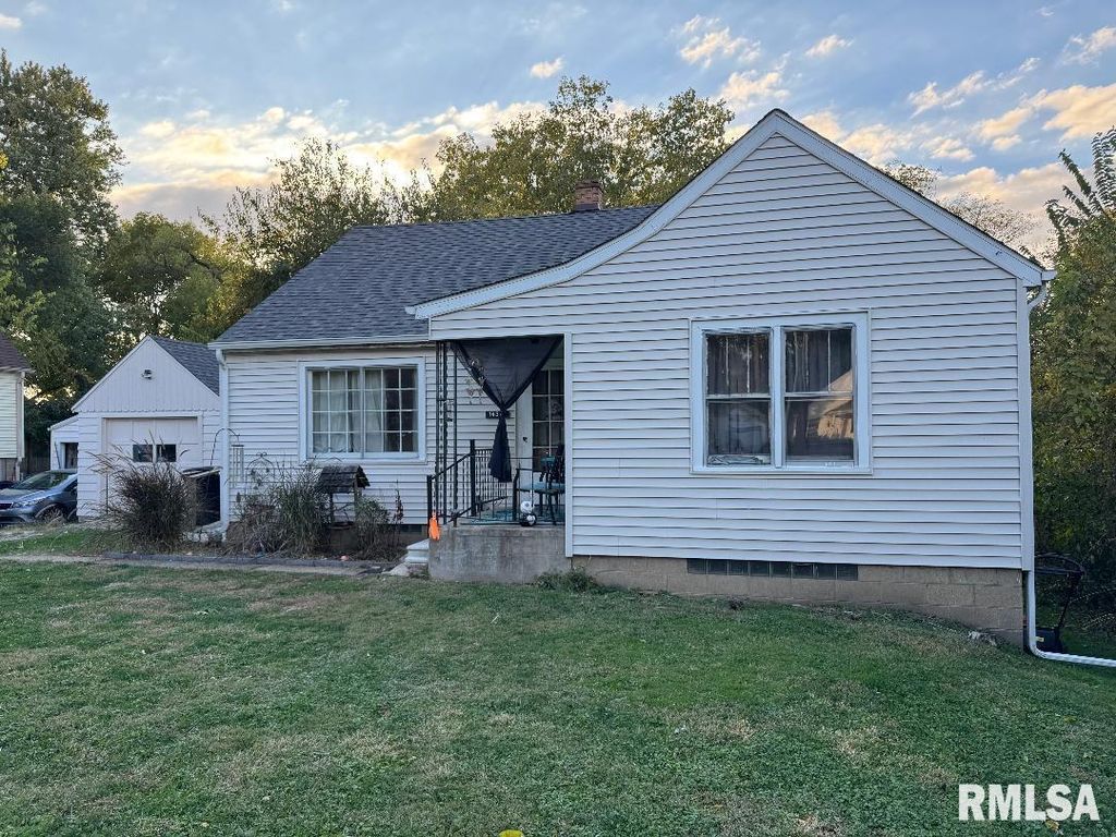 143 CHERRY Lane, Washington, IL 61571