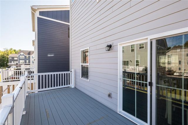 949 Gabion WAY, Chesapeake, VA 23323