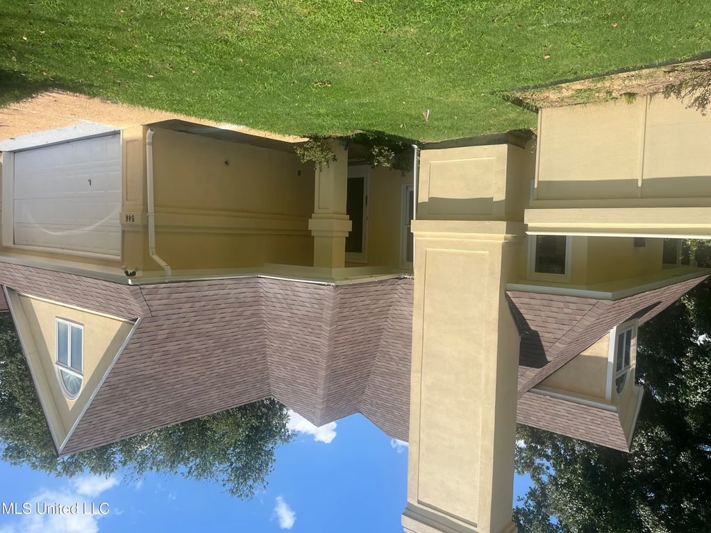 546 S Deerfield Drive, Canton, MS 39046