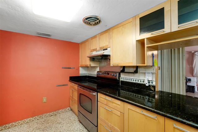 2742 S EAST AVENUE, Sarasota, FL 34239