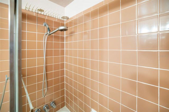 2742 S EAST AVENUE, Sarasota, FL 34239