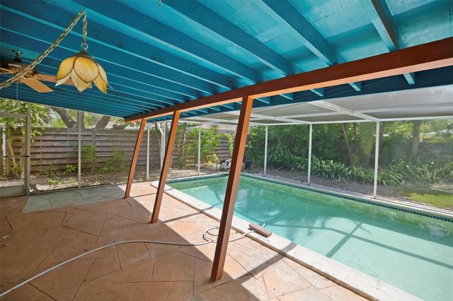 2742 S EAST AVENUE, Sarasota, FL 34239