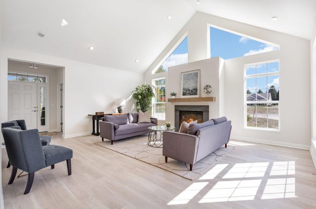 7687 Dulin Farms Drive, Powell, OH 43065