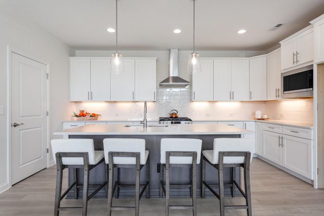 7687 Dulin Farms Drive, Powell, OH 43065