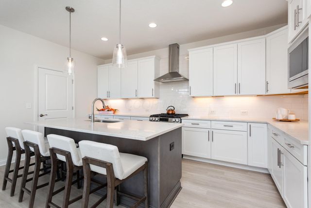 7687 Dulin Farms Drive, Powell, OH 43065