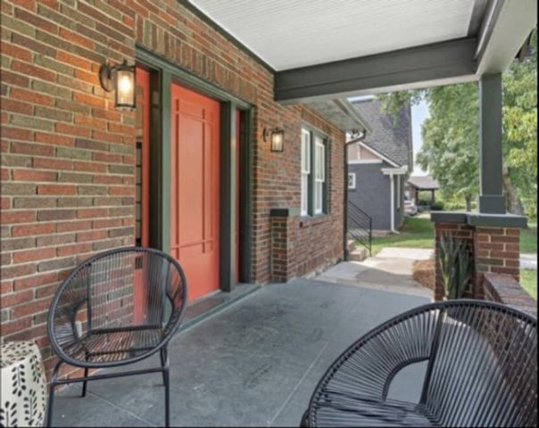 1002 Fairwin Ave, Nashville, TN 37216