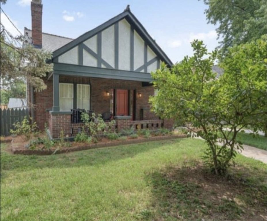 1002 Fairwin Ave, Nashville, TN 37216