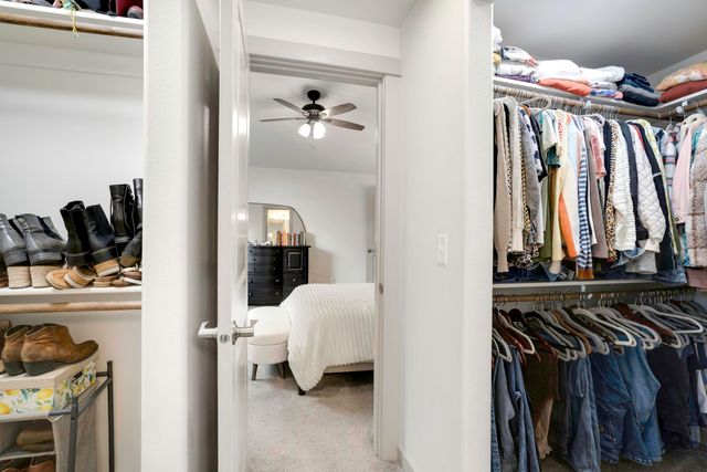 2378 NW Kingwood Avenue, Redmond, OR 97756