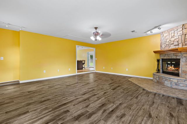 189 Devin St, Jefferson, TX 75657