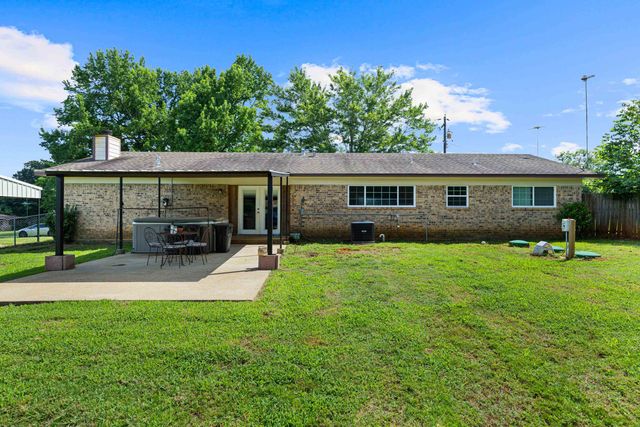 189 Devin St, Jefferson, TX 75657