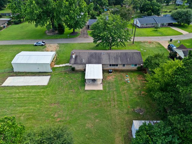 189 Devin St, Jefferson, TX 75657