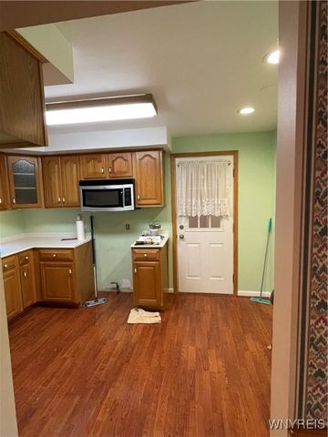 28 Westwood Drive, Tonawanda, NY 14150