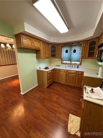 28 Westwood Drive, Tonawanda, NY 14150