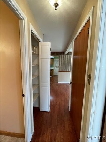 28 Westwood Drive, Tonawanda, NY 14150